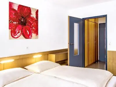 Allyouneed Hotel Vienna4